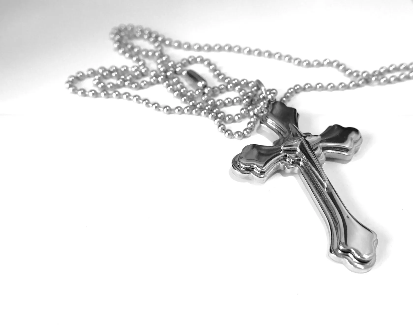 Why Mormons Don't Wear Crosses — understanding the LDS perspective on Christian symbolism